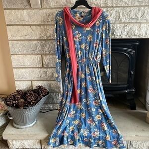 Bedford Fair long sleeve blue floral dress with scarf/belt NO TAG